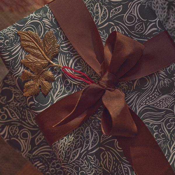 Neptune Seasonal_Christmas_Christmas tree decorations default Ashridge Maple Leaf Hanging Decoration, Bronze