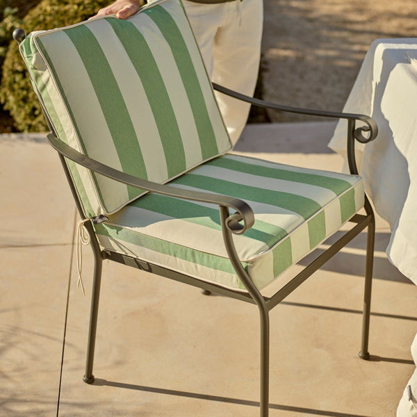 Cheltenham Carver Chair with Cushions