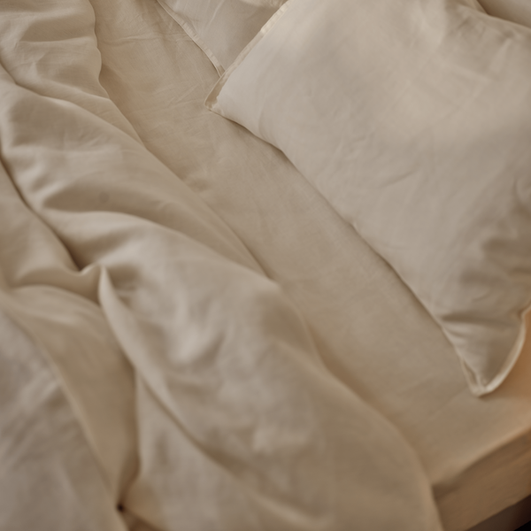 Neptune Decorating_Textiles_Bedding default Edith Linen Flat Sheet, Super King