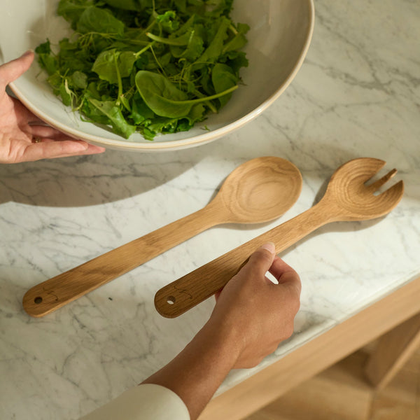 Neptune Accessories_Tabletop_Kitchen access default Orford Oak Salad Servers