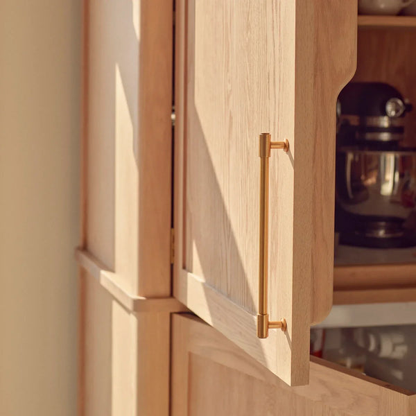 Neptune Kitchen_Kitchen furniture_Kitchen free standing default Borough Freestanding Oak Double Kitchen Larder with Marble insert