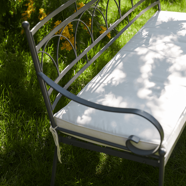 Neptune Benches Cheltenham Bench with Cushion