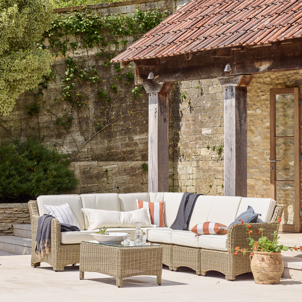 Neptune Garden Sets 5 Seater Compton Modular Sofa & Coffee Table Set