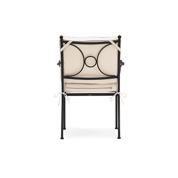 Neptune Garden Sets Default Cheltenham Round Table & Chairs
