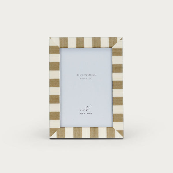 Neptune Photo Frames Montpellier 4x6 Photo Frame, Green & White