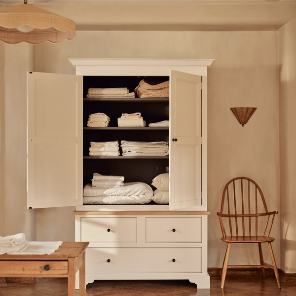 Neptune Storage 0 paint service / Default Chichester Housekeepers Cupboard