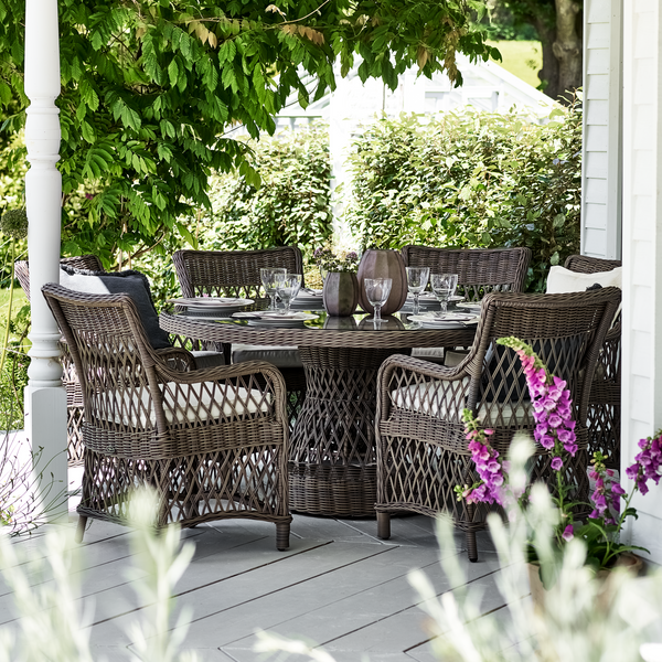 Neptune Tables Harrington Round Table